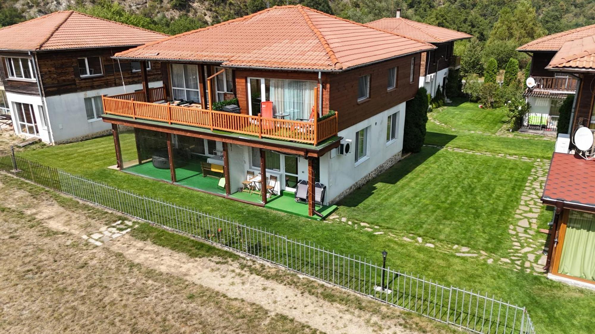 Апартамент Бела / Apartment Bela Raduil Ngoại thất bức ảnh